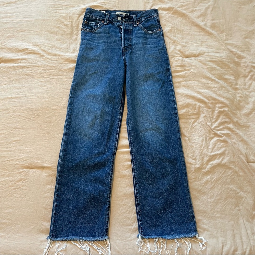 Levi’s Ribcage Straight Leg Jeans